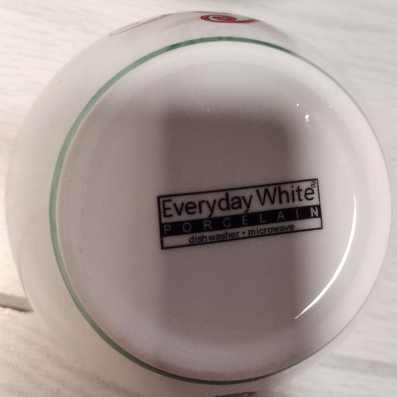 Everyday white Christmas porcelain Nesting Bowls set of 3 Merry, Noel, Joy. - Picture 11 of 11